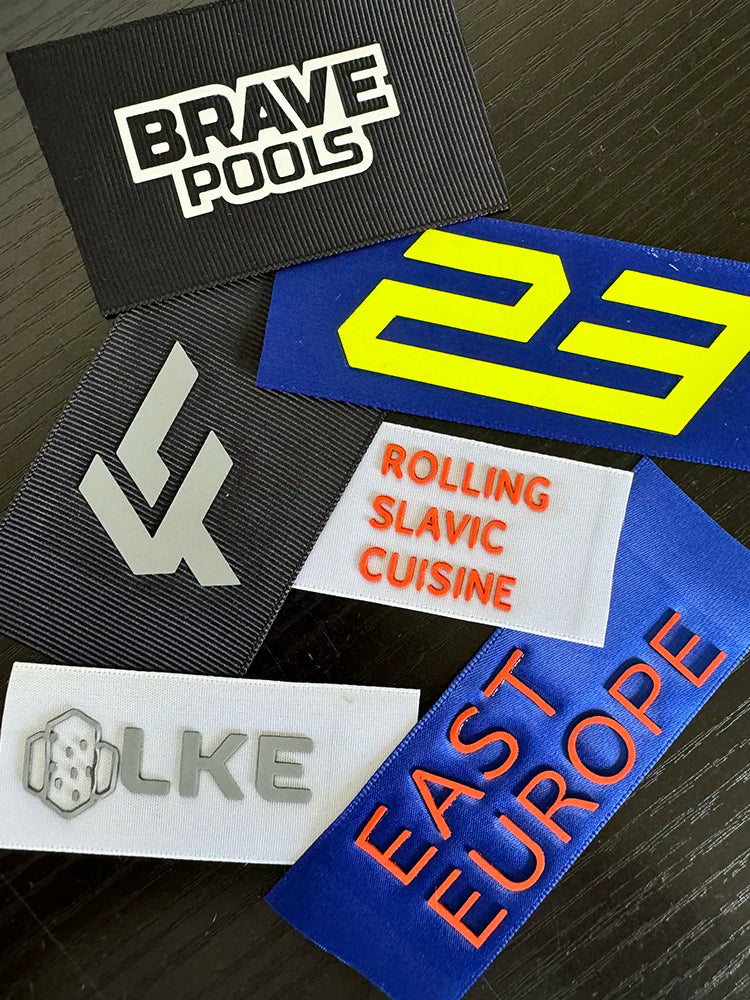 Heat Transfer One Color Thick Label 3D Silicone Hot Stamping Soft Label Fabric Chest Label Custom Logo Branding Labe 1mm